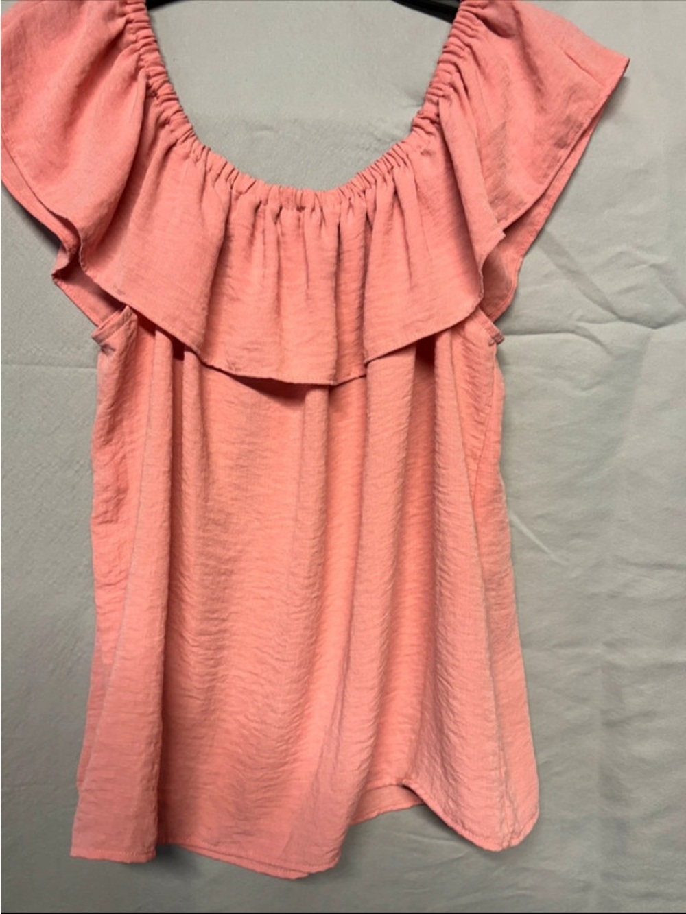Nine West Women’s peach Ruffle Off-Shoulder Top